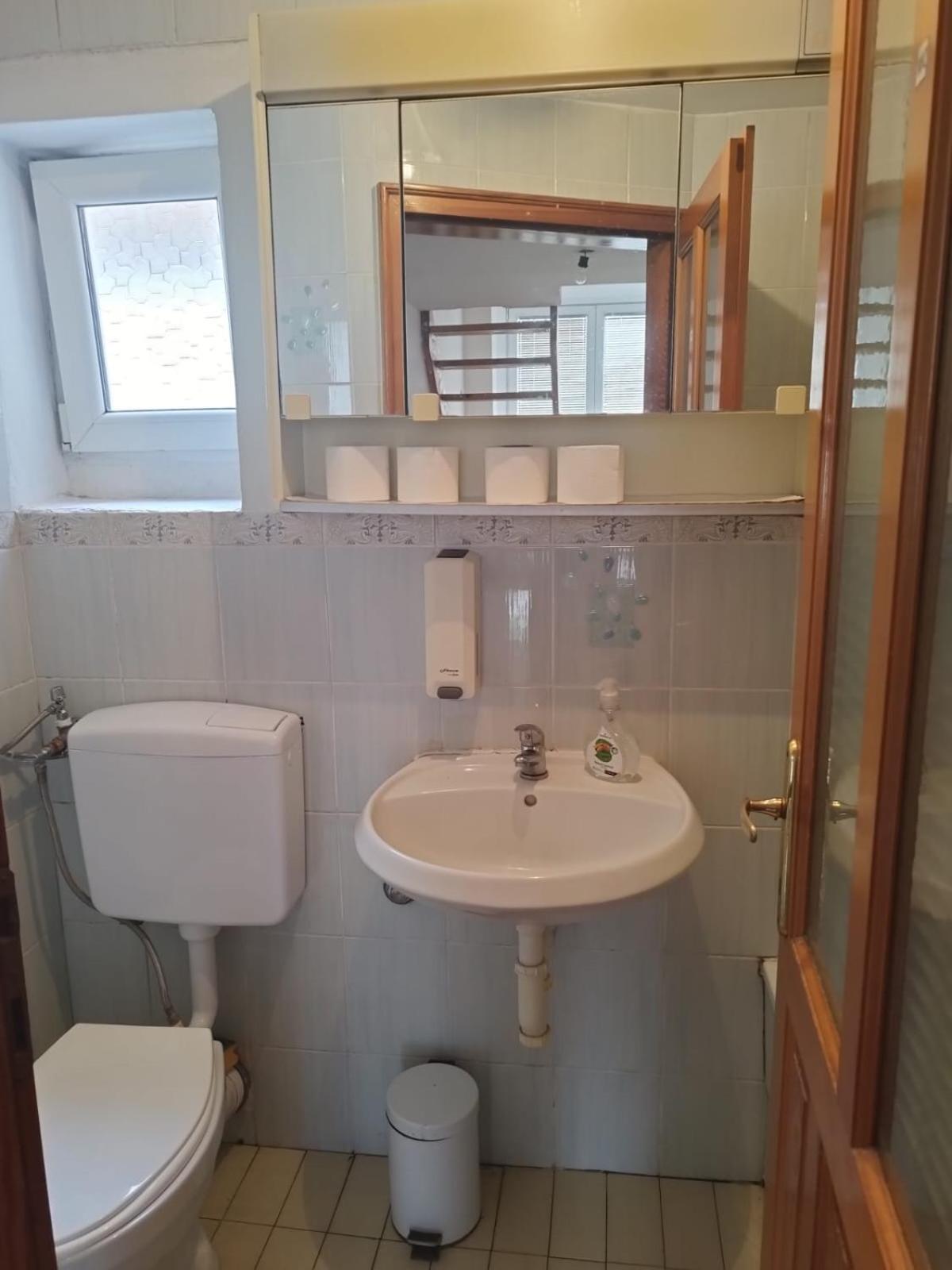Budget Rooms Vratnik - Amazing Views Sarajevo Bagian luar foto