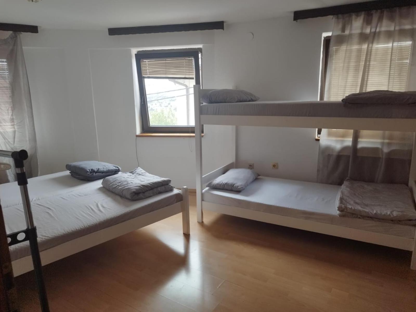 Budget Rooms Vratnik - Amazing Views Sarajevo Bagian luar foto