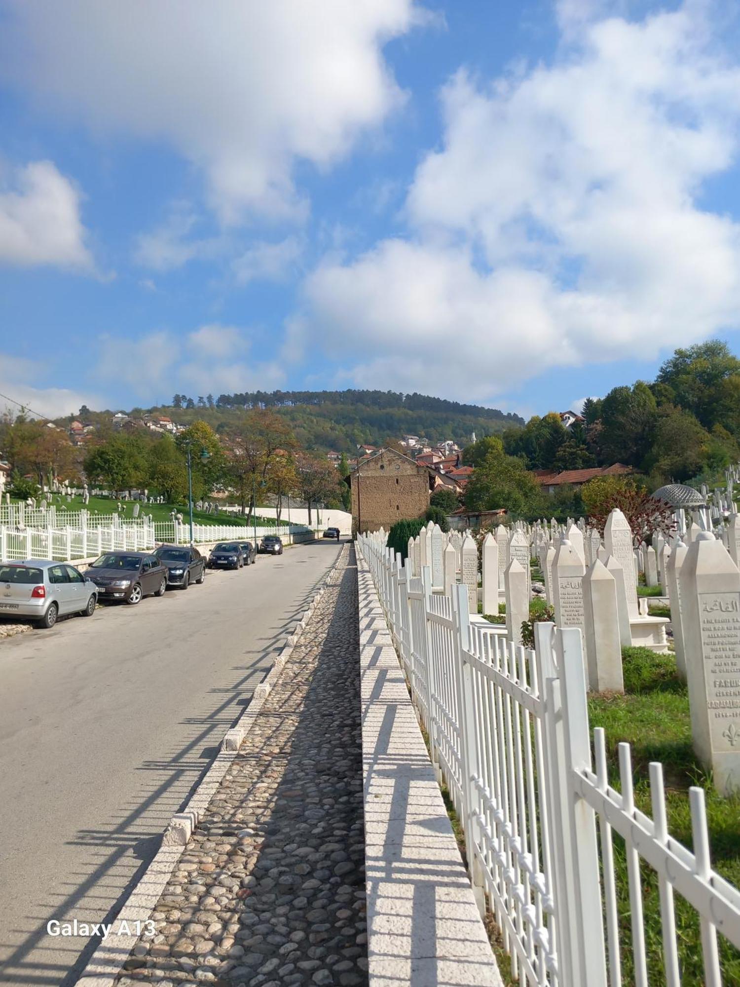 Budget Rooms Vratnik - Amazing Views Sarajevo Bagian luar foto