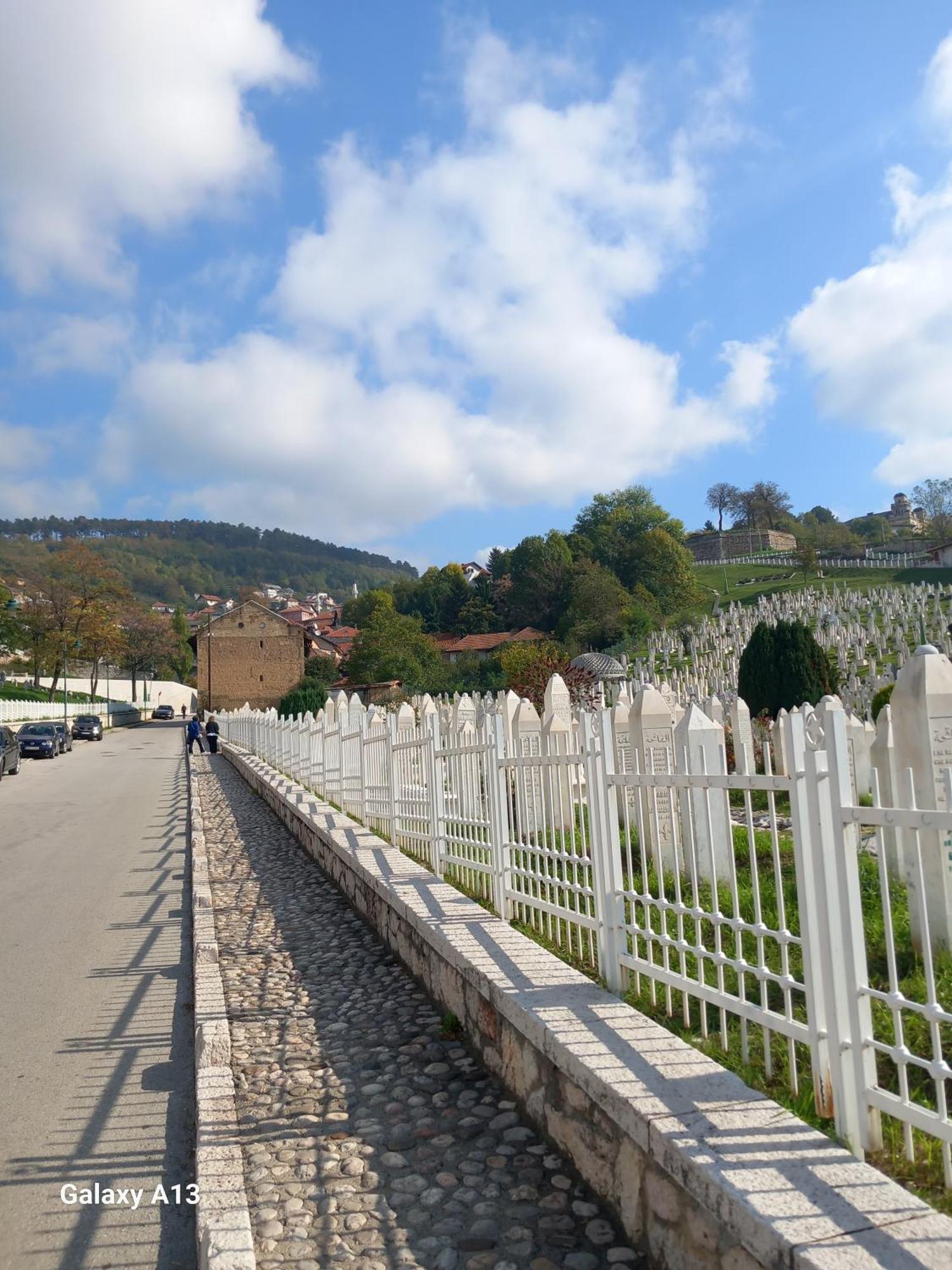 Budget Rooms Vratnik - Amazing Views Sarajevo Bagian luar foto