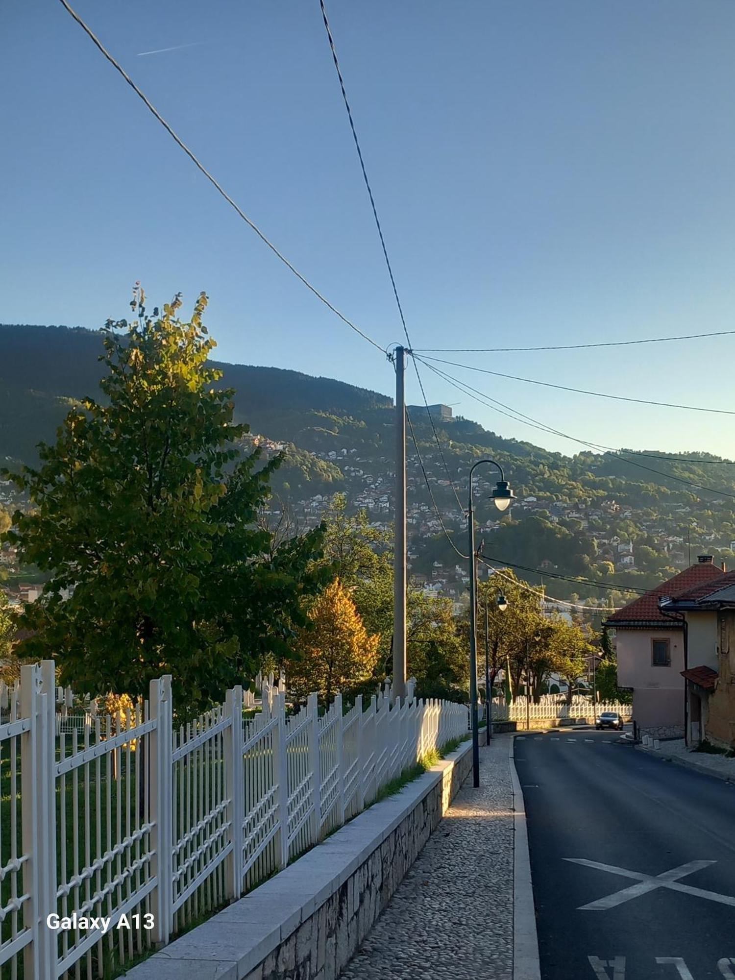 Budget Rooms Vratnik - Amazing Views Sarajevo Bagian luar foto