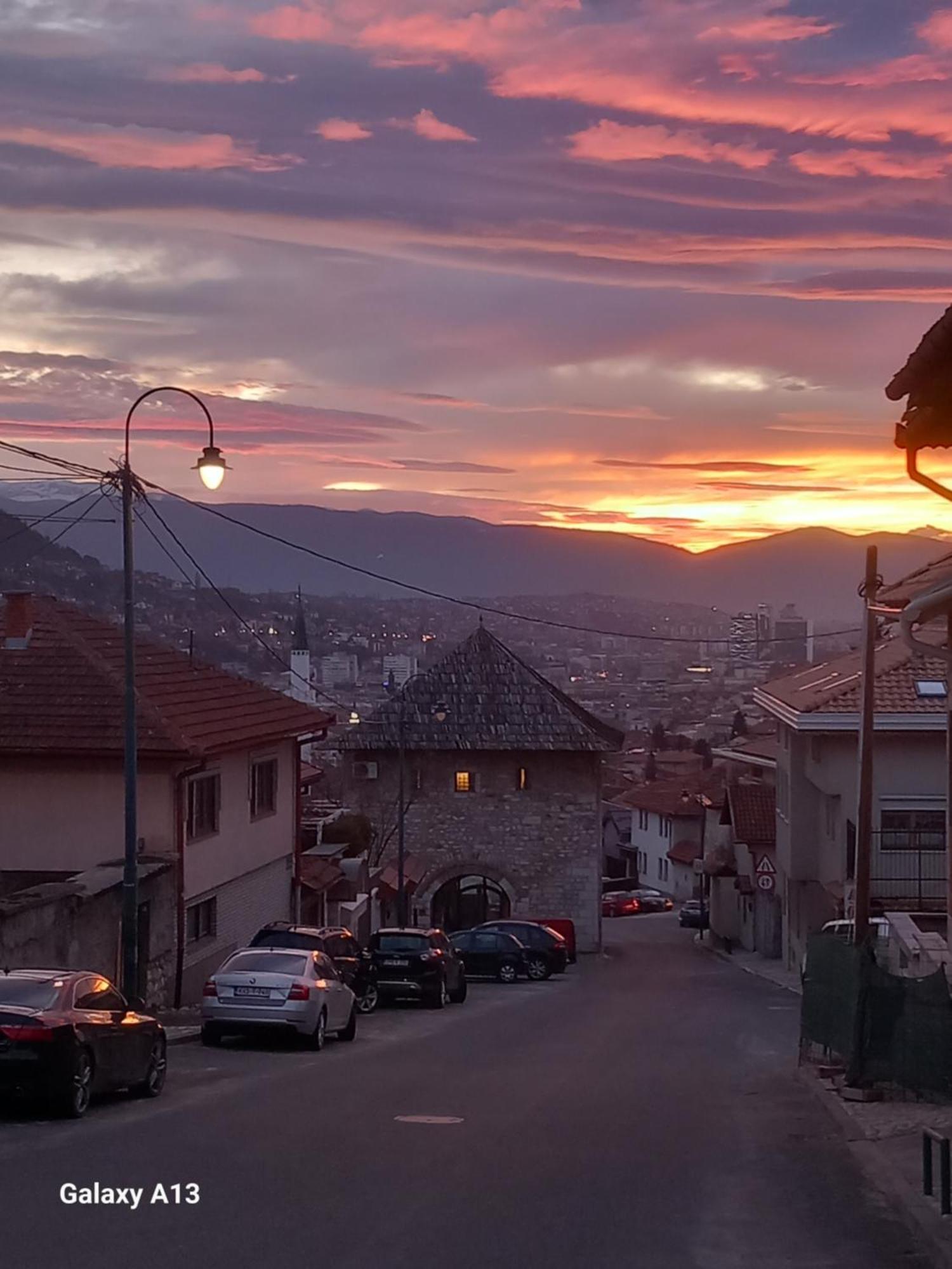 Budget Rooms Vratnik - Amazing Views Sarajevo Bagian luar foto